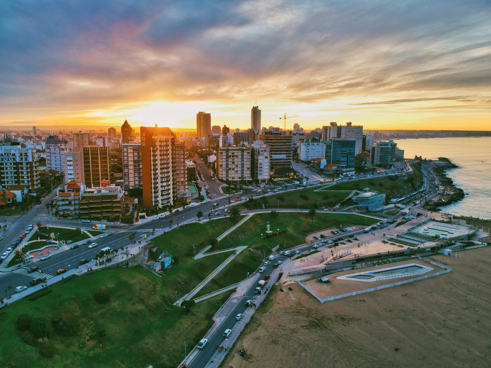 Hasta qué monto se pueden comprar propiedades sin declarar el origen de los dólares