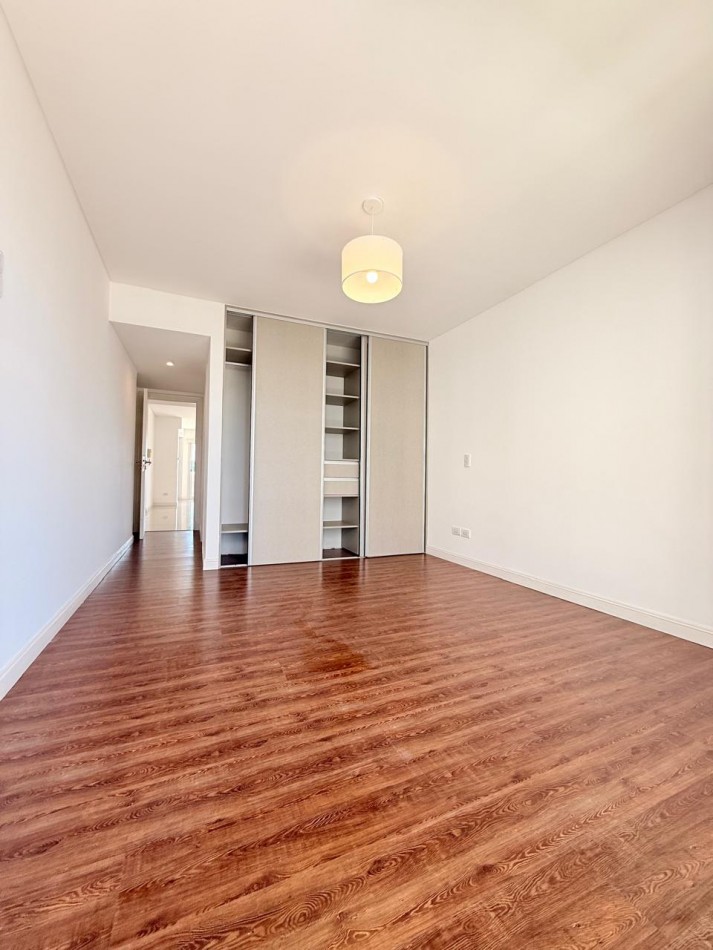 Departamento en Alquiler 24 meses, dos ambientes con cochera