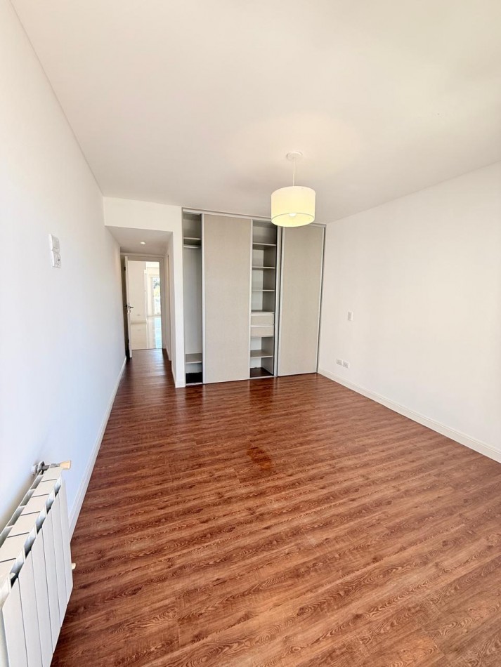 Departamento en Alquiler 24 meses, dos ambientes con cochera