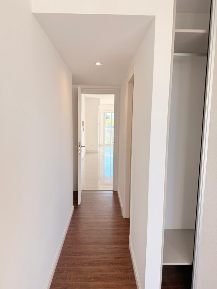 Departamento en Alquiler 24 meses, dos ambientes con cochera